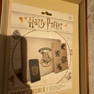 Warner Bros. Harry Potter Gadget Decals - Black and Gold